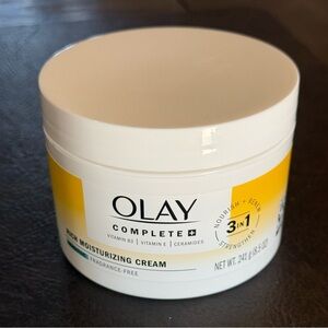 New Olay Complete 3 In 1 Moisturing Cream Fragrance Free 8.5 Oz